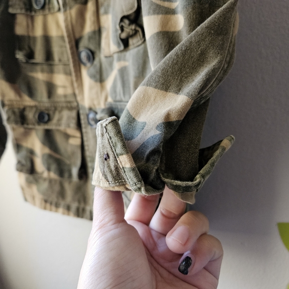 Vintage 1980s Distressed Camouflage Chore Kids Jacket - Picture 5 of 6